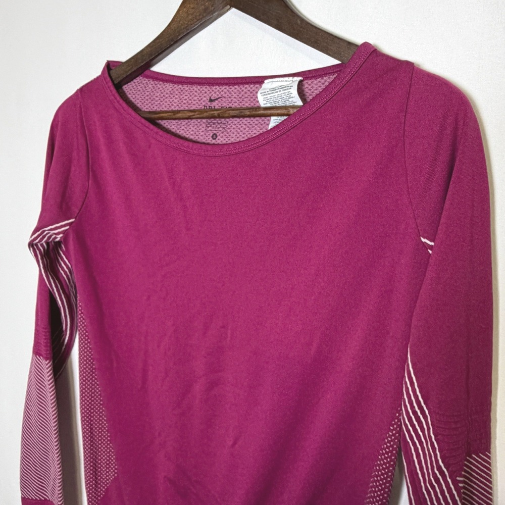 Nike Womens Dri-FIT Knit Epic Crew long sleeve training shirt Magenta Pink Small